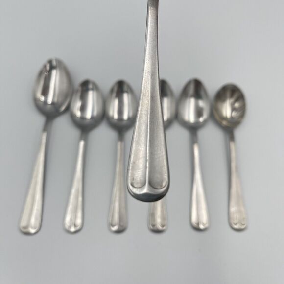 Washington Forge Stainless Spirit of America 7 QTY Spoons Scallop Sugar Teaspoon - Picture 1 of 8